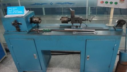 扭轉(zhuǎn)試驗(yàn)機(jī)