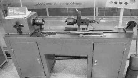 扭轉(zhuǎn)試驗(yàn)機(jī)